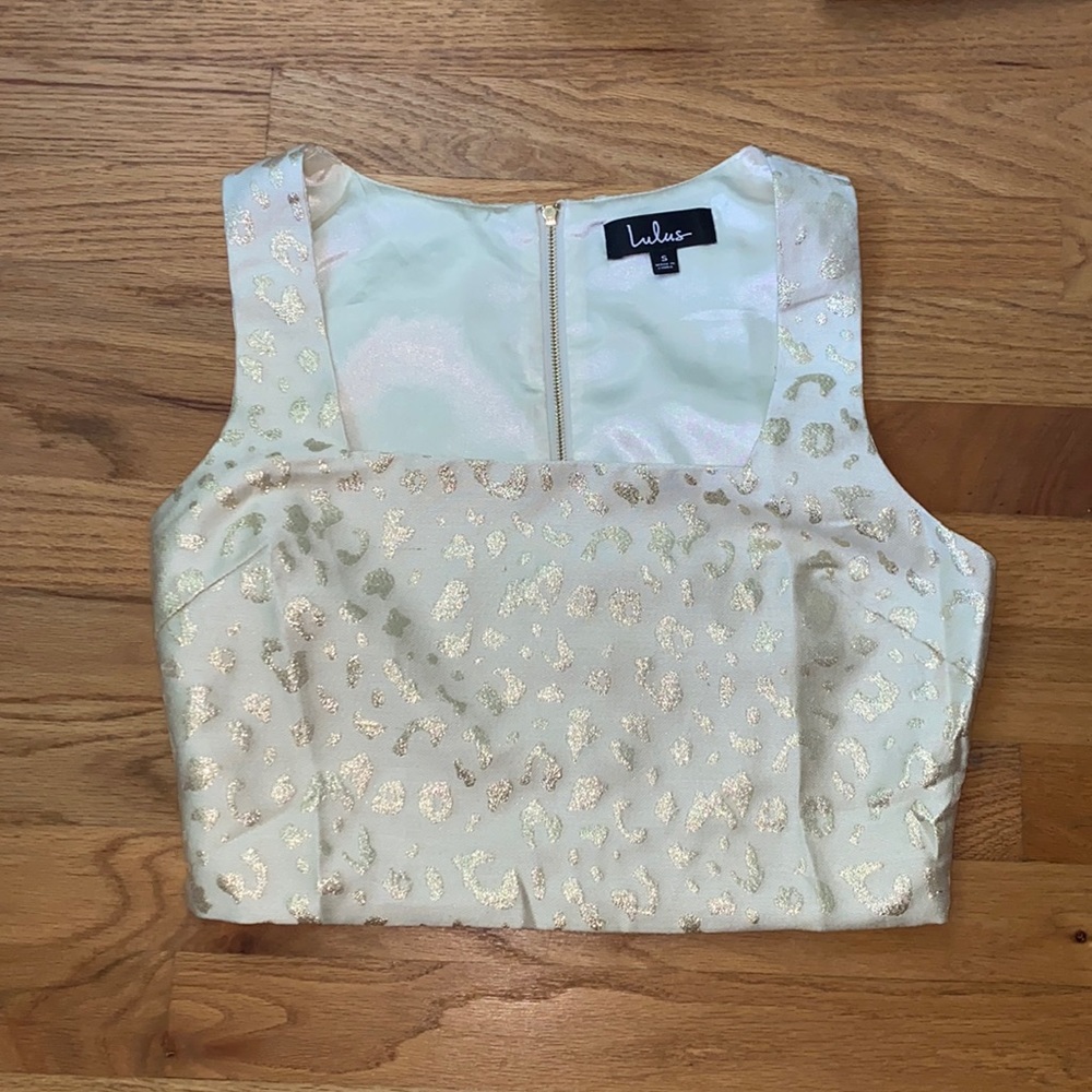 Lulus square neck crop